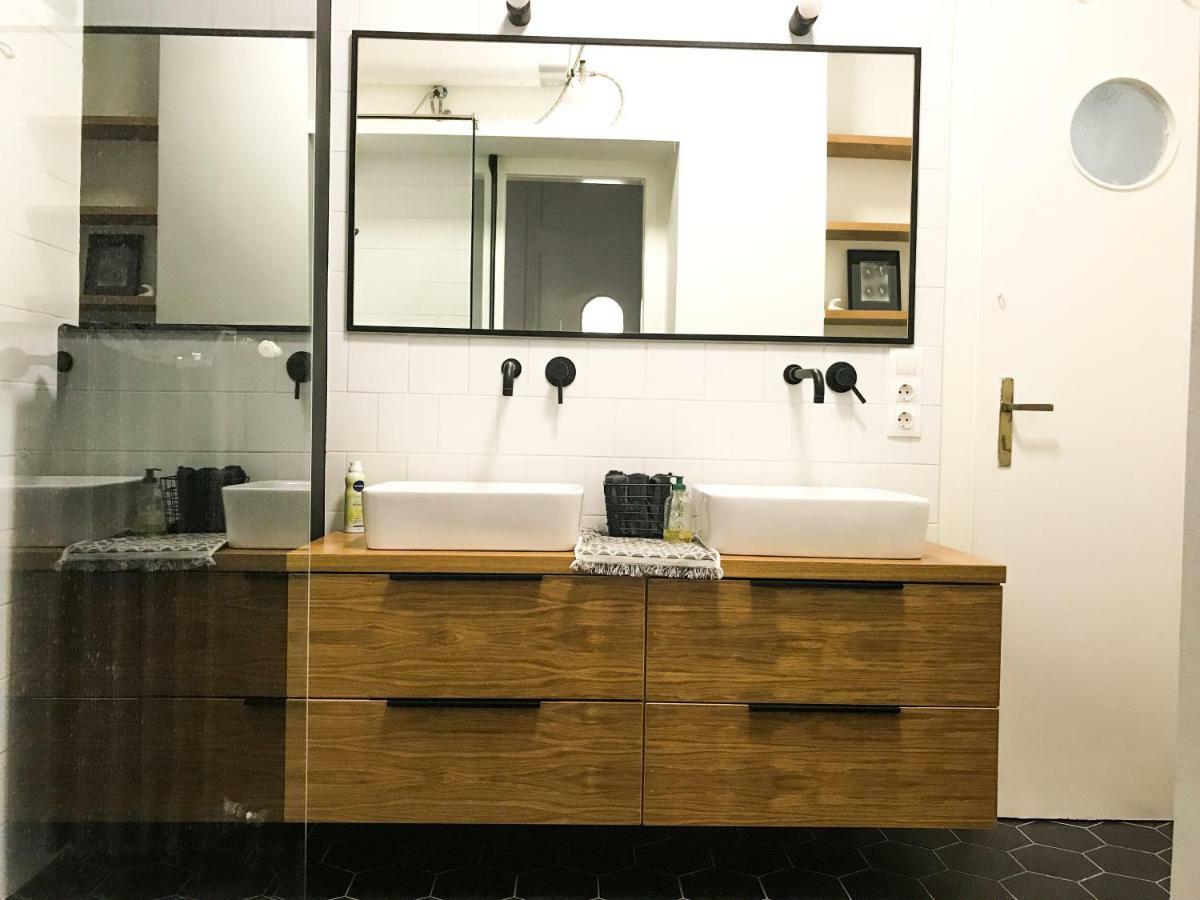 Spacious Bauhaus Icon Flat With Fitness Room In Central Buda, Close To The River And Margaret Island Budapeste Exterior foto